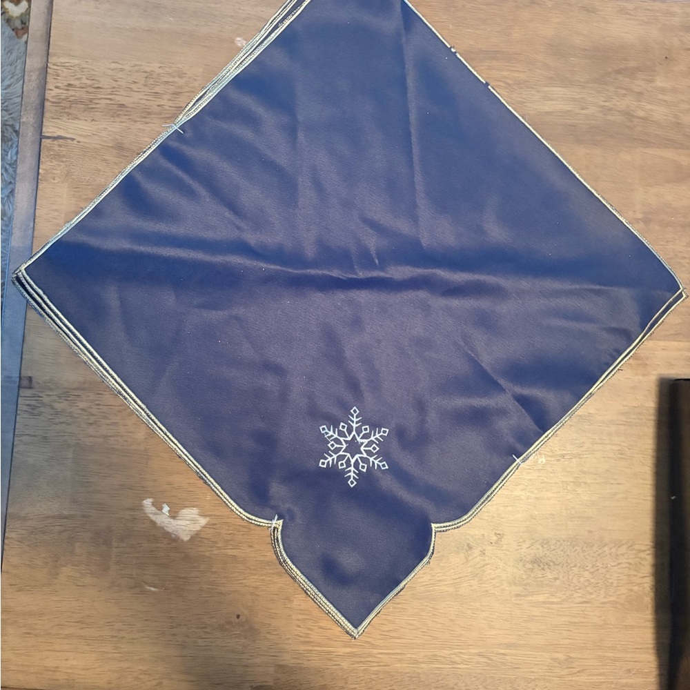 Navy Blue Snowflake Cloth Dining Napkins  - Home Accents